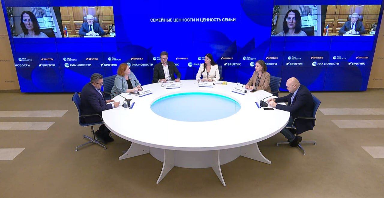 Канале политджойстик. Политджойстик