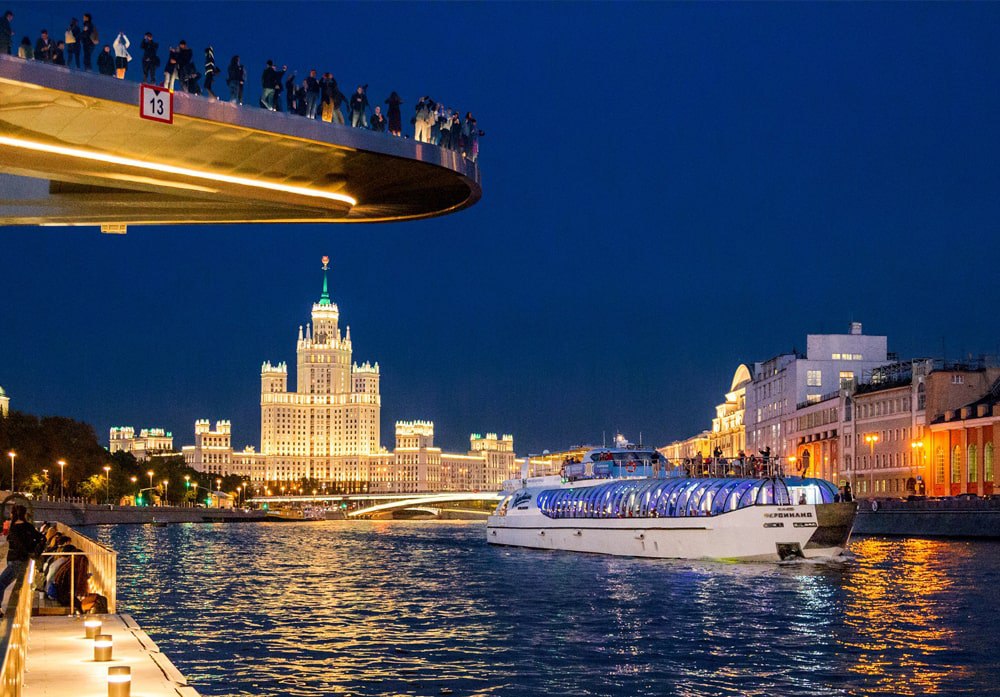 Прогулка на теплоходе за 99 рублей. Теплоход по москве реке юнга. Прогулка на теплоходе за 99 рублей. Теплоход «маэстро» проект р-102. Реки москвы.