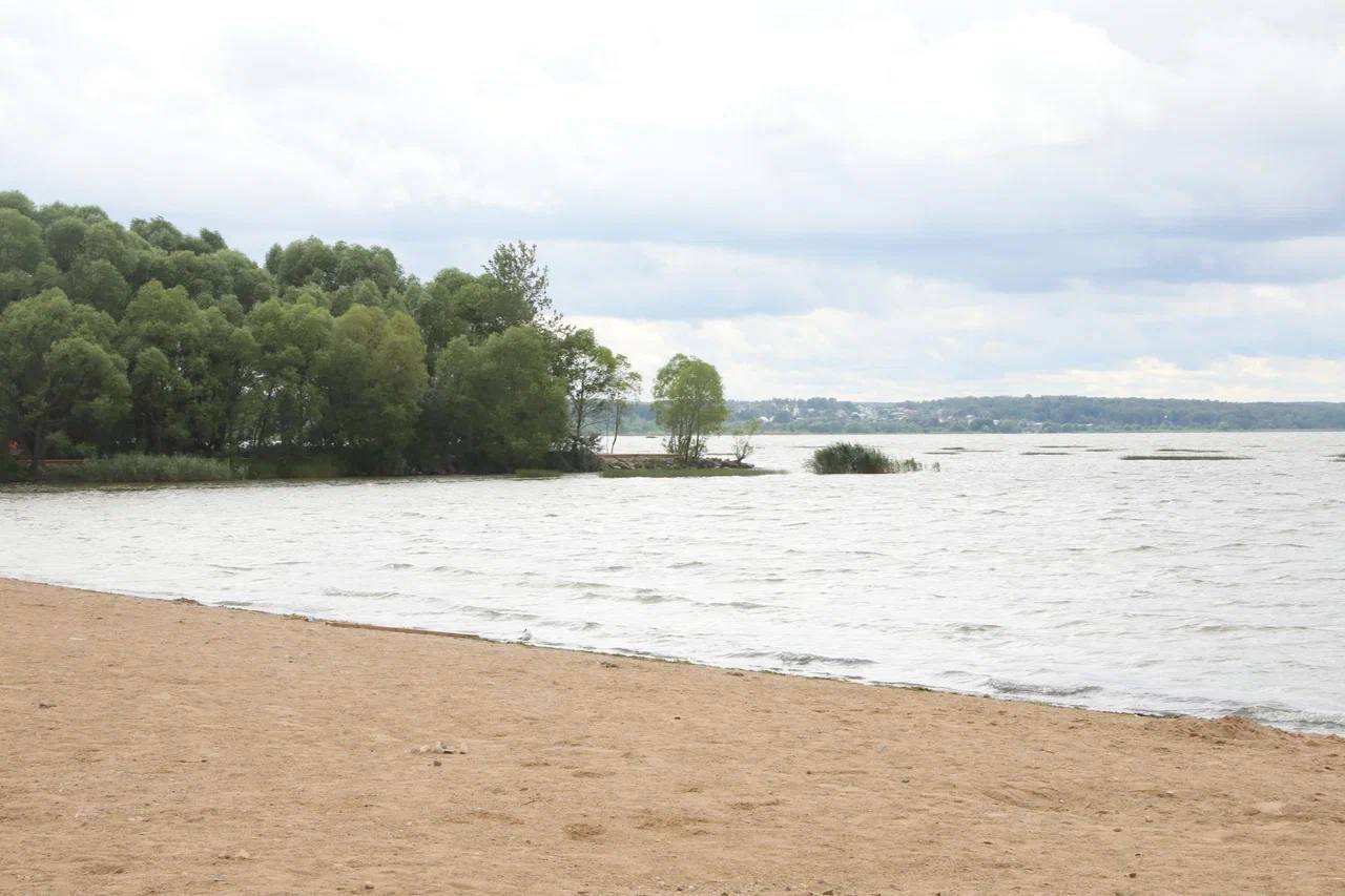 дно плещеева озера