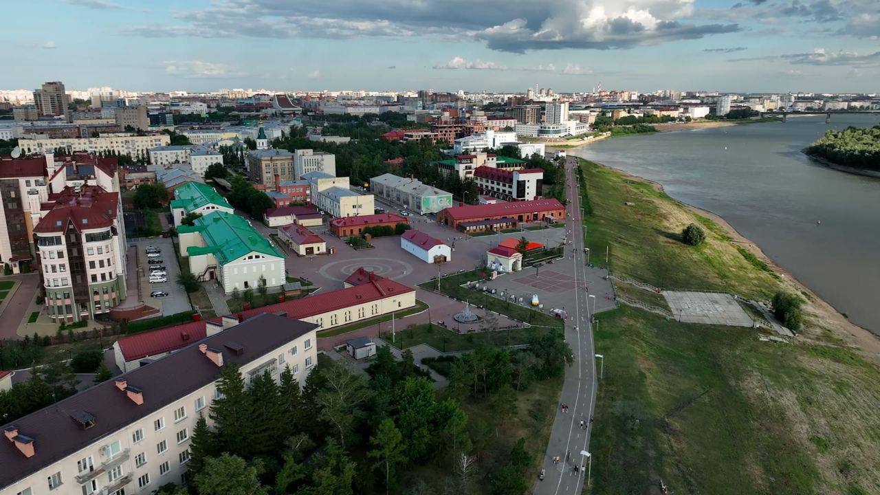 Бывшая сибирская столица. Омская крепость вид сверху фото.