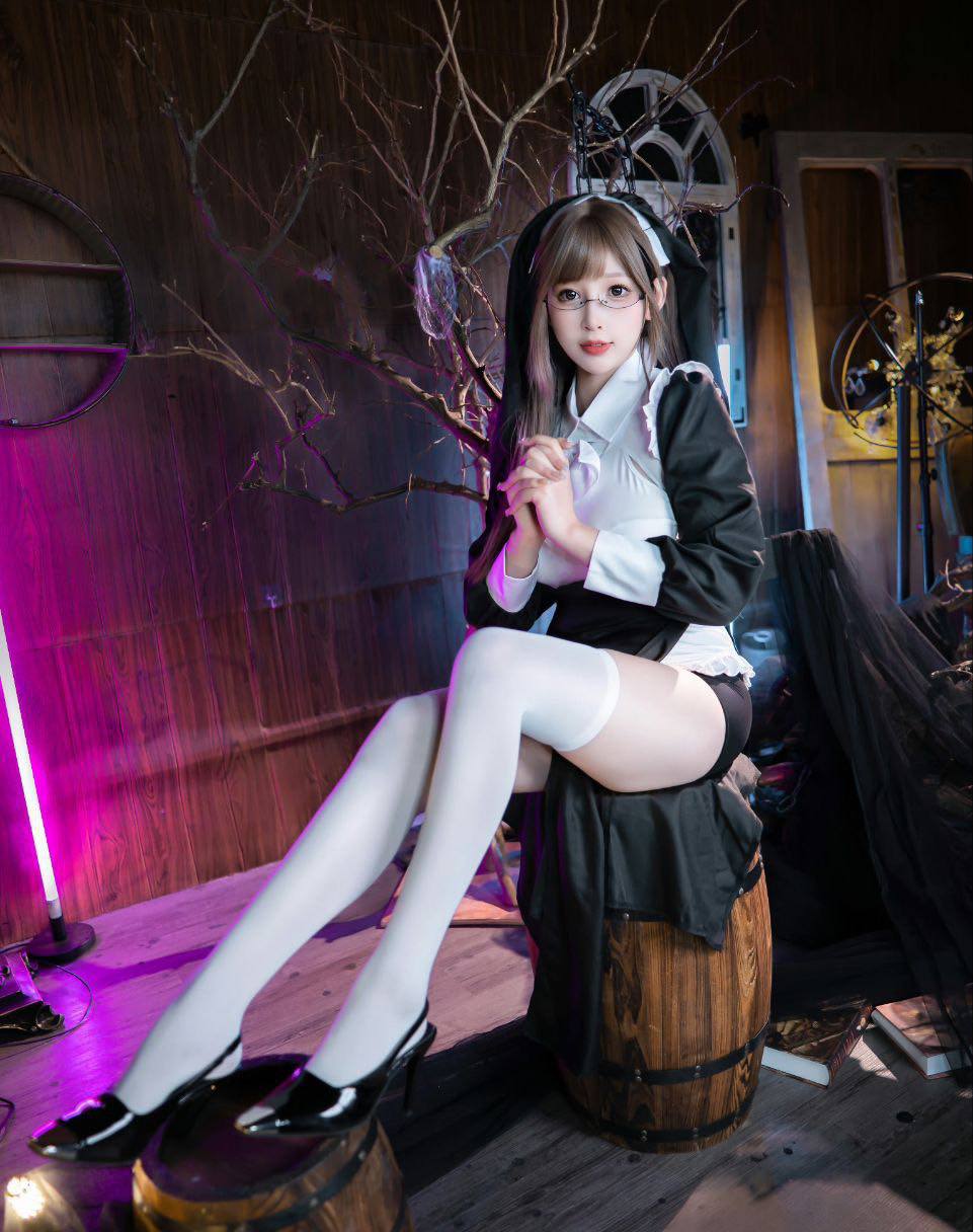 Telegram channel Porno Cosplay — AAAAAFakrOGqnMBLvg_6FA — TGStat