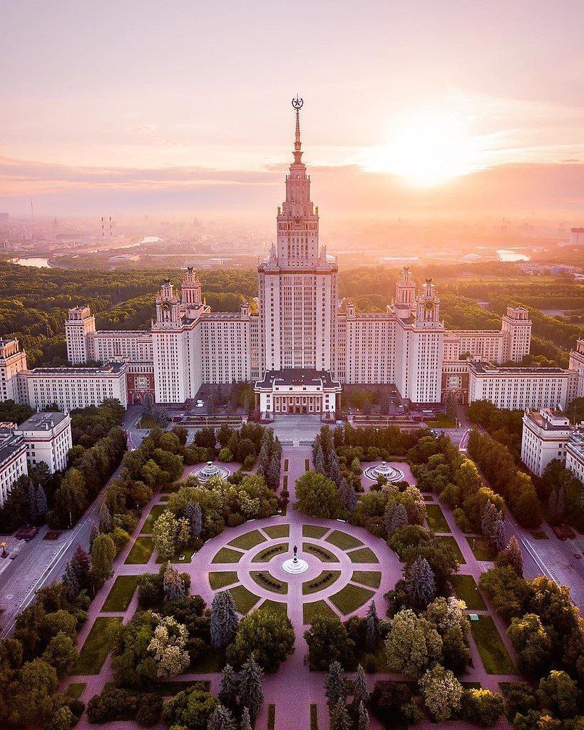 Московский государственный университет имени м.в.Ломоносова，МГУ