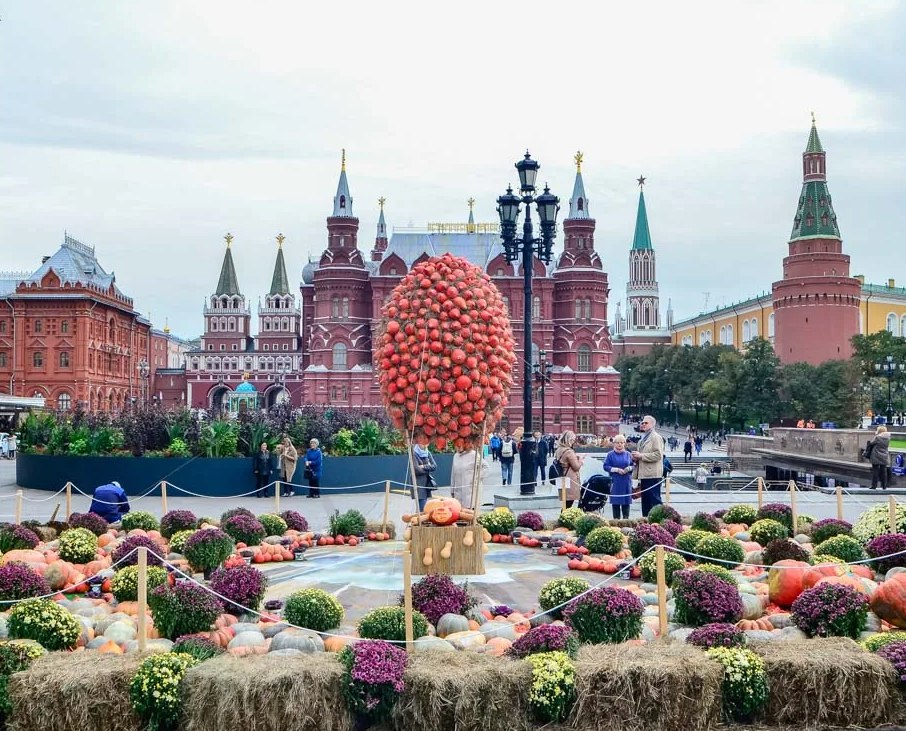 Где сходить погулять в москве